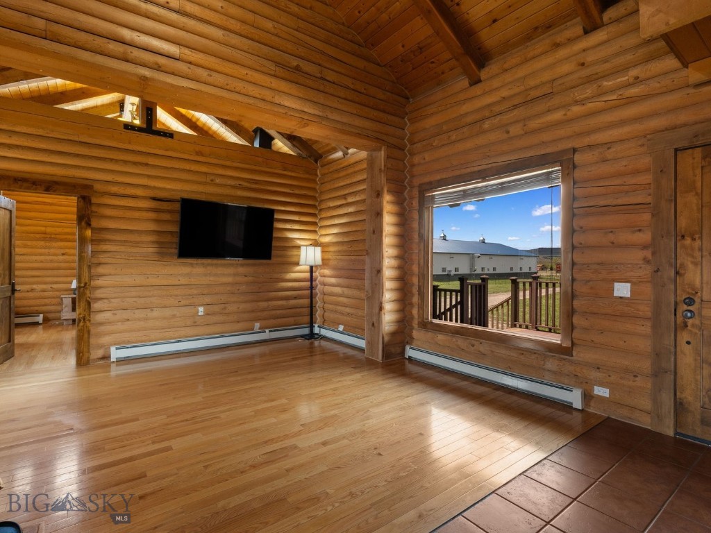 Peak View - Commercial Sale