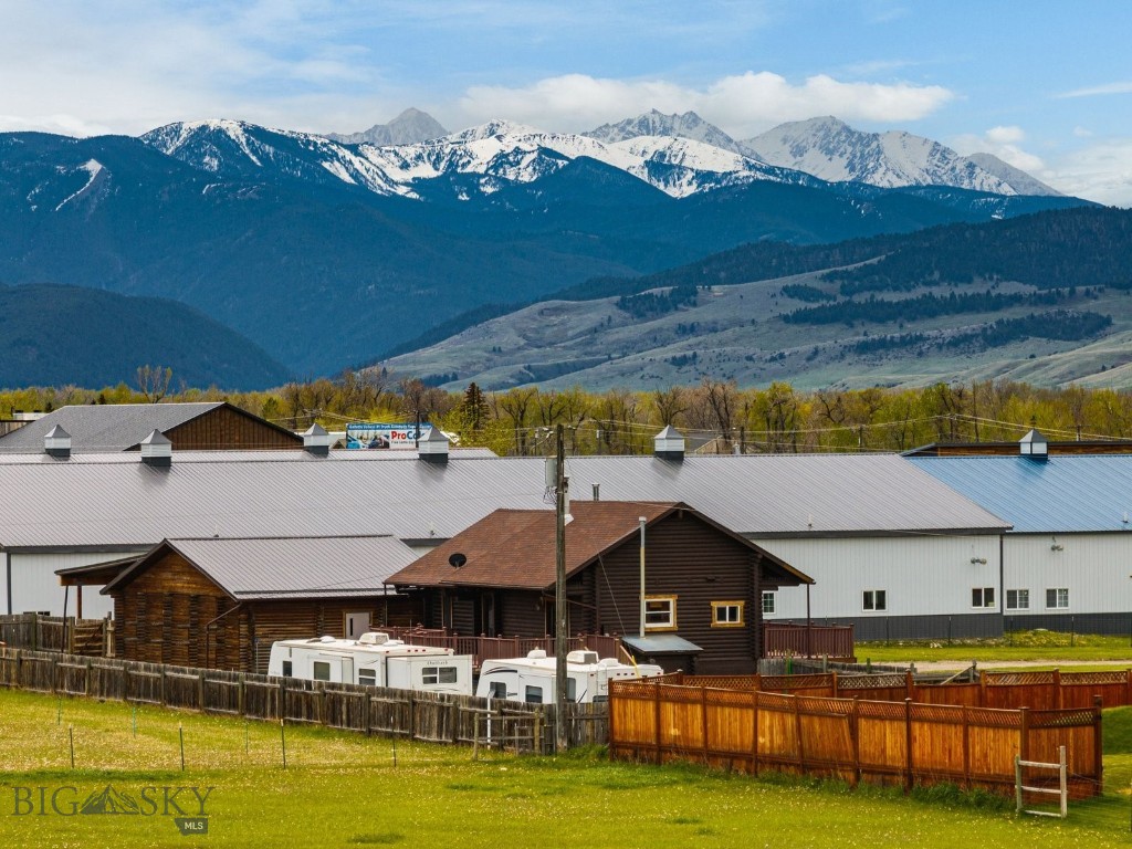 Peak View - Commercial Sale