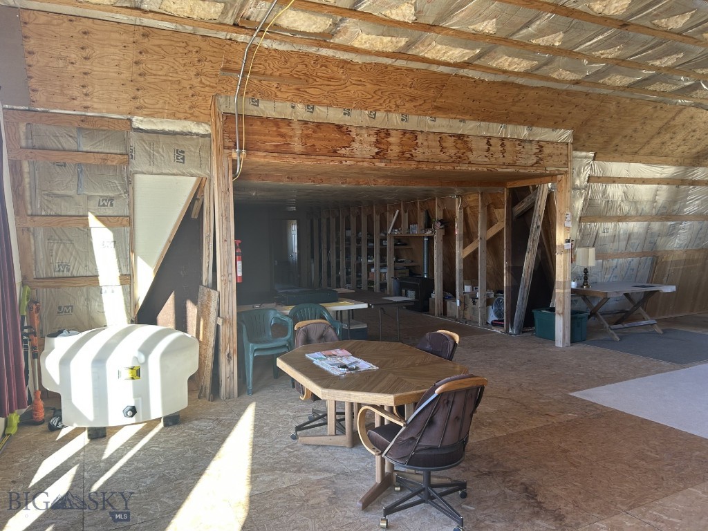 Sportsmans Paradise - Residential