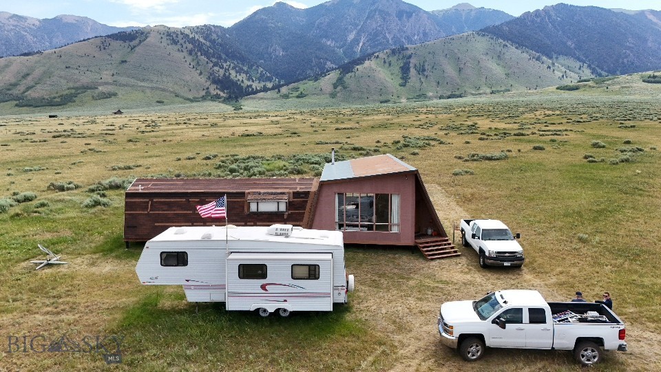 Sportsmans Paradise - Residential