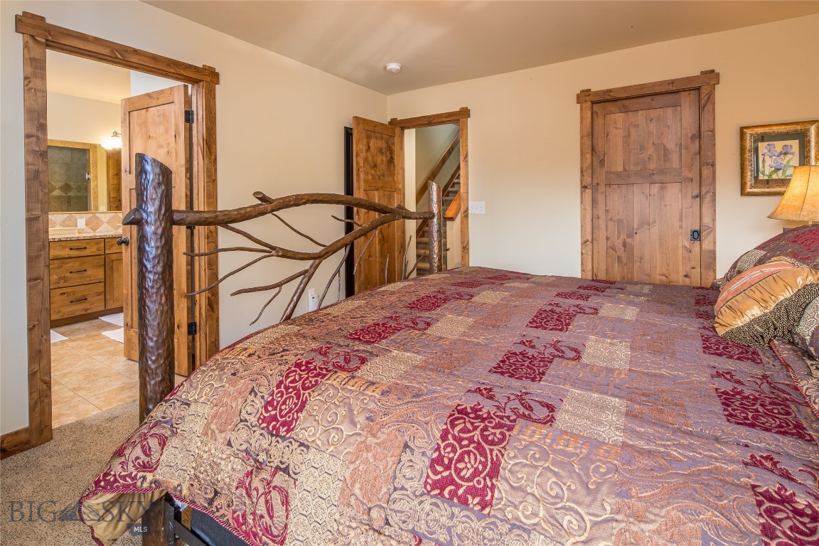 Essentia Condo - Residential