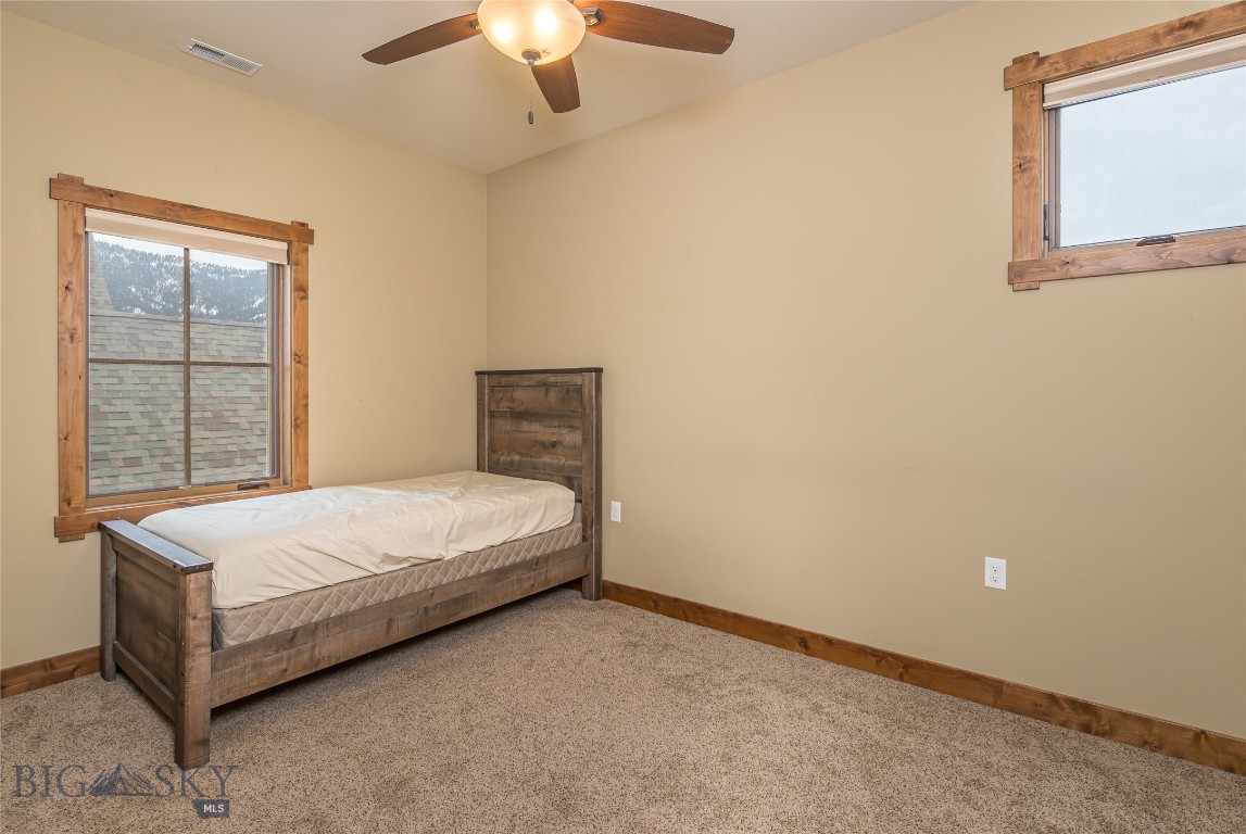 Essentia Condo - Residential