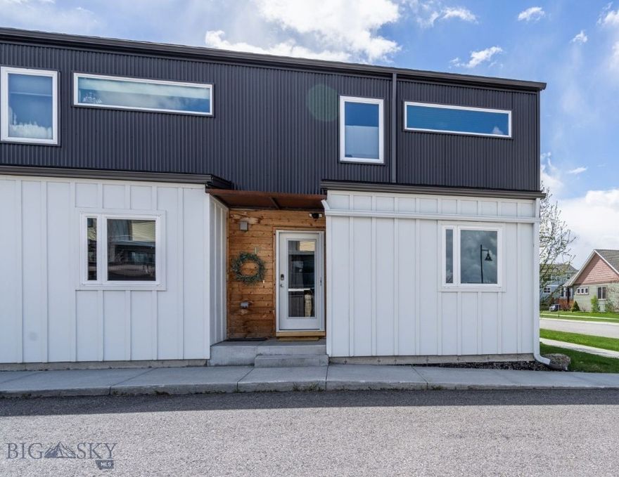 Welcome to this impeccably maintained 3-bedroom, 2-bath end-unit condo in desirable West Bozeman. Built in 2016 and lightly lived in, this home is truly move-in ready—offering a modern, open-concept design with fresh, stylish finishes throughout.
The sunlit kitchen features a sprawling quartz island, ideal for gathering and entertaining, while the private covered patio provides the perfect spot for morning coffee or evening relaxation. Residents enjoy access to a community garden, open green spaces, and the well-loved parks, scenic trails, and playgrounds of Baxter Meadows.
With schools, shopping, recreation, and vibrant Downtown Bozeman just minutes away, this home blends low-maintenance convenience with an active Montana lifestyle. Whether you’re seeking a full-time residence or a lock-and-leave retreat, this condo offers comfort, ease, and a true sense of community—ready for you to move right in.