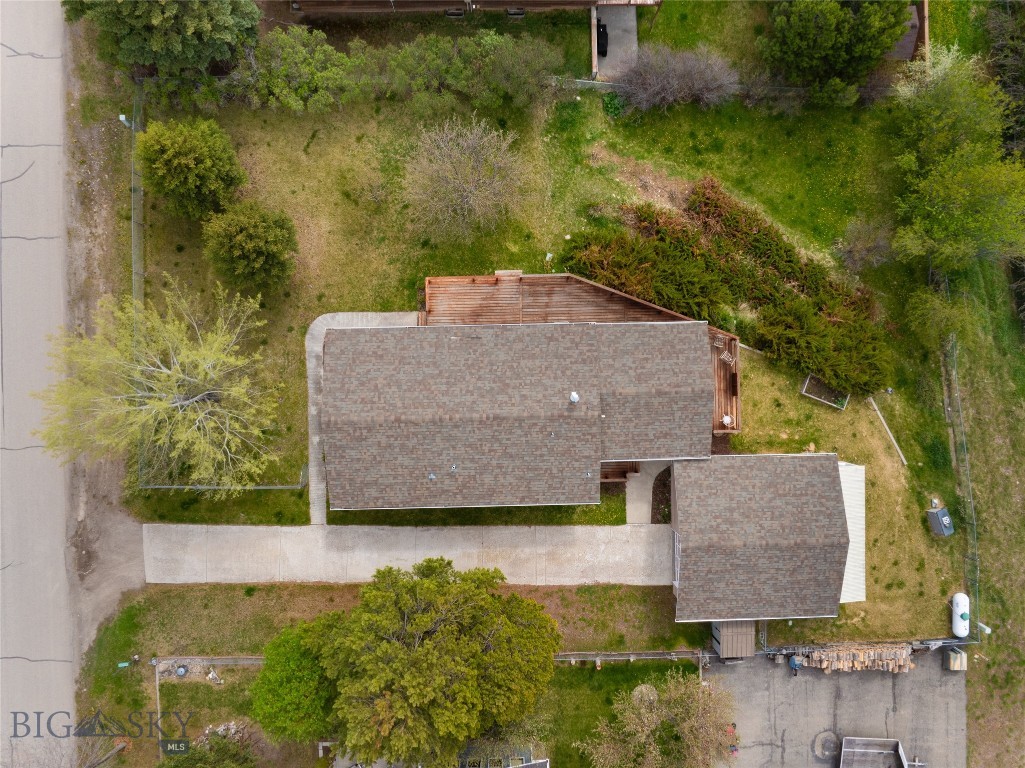 225 W Armitage Street