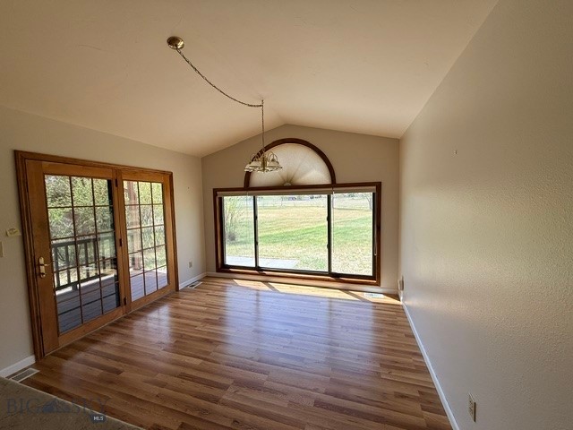 Valley Garden Golf Village - Residential