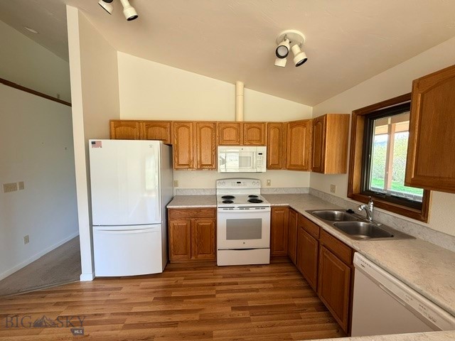 Valley Garden Golf Village - Residential