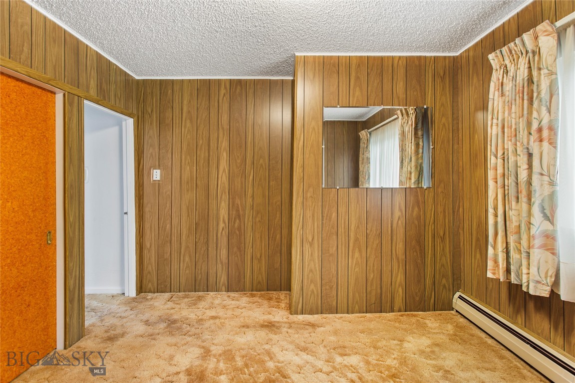 Butte, Montana 59701, United States, 2 Bedrooms Bedrooms, ,2 BathroomsBathrooms,Residential,Contingent,55912