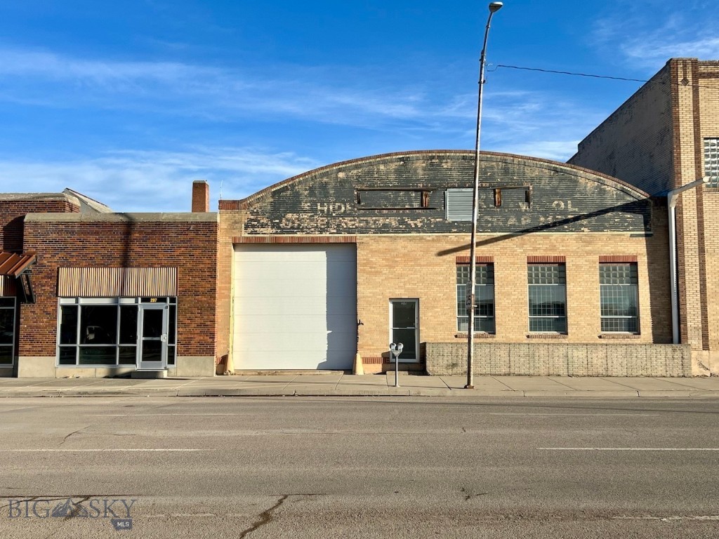201 & 215 2nd Avenue S