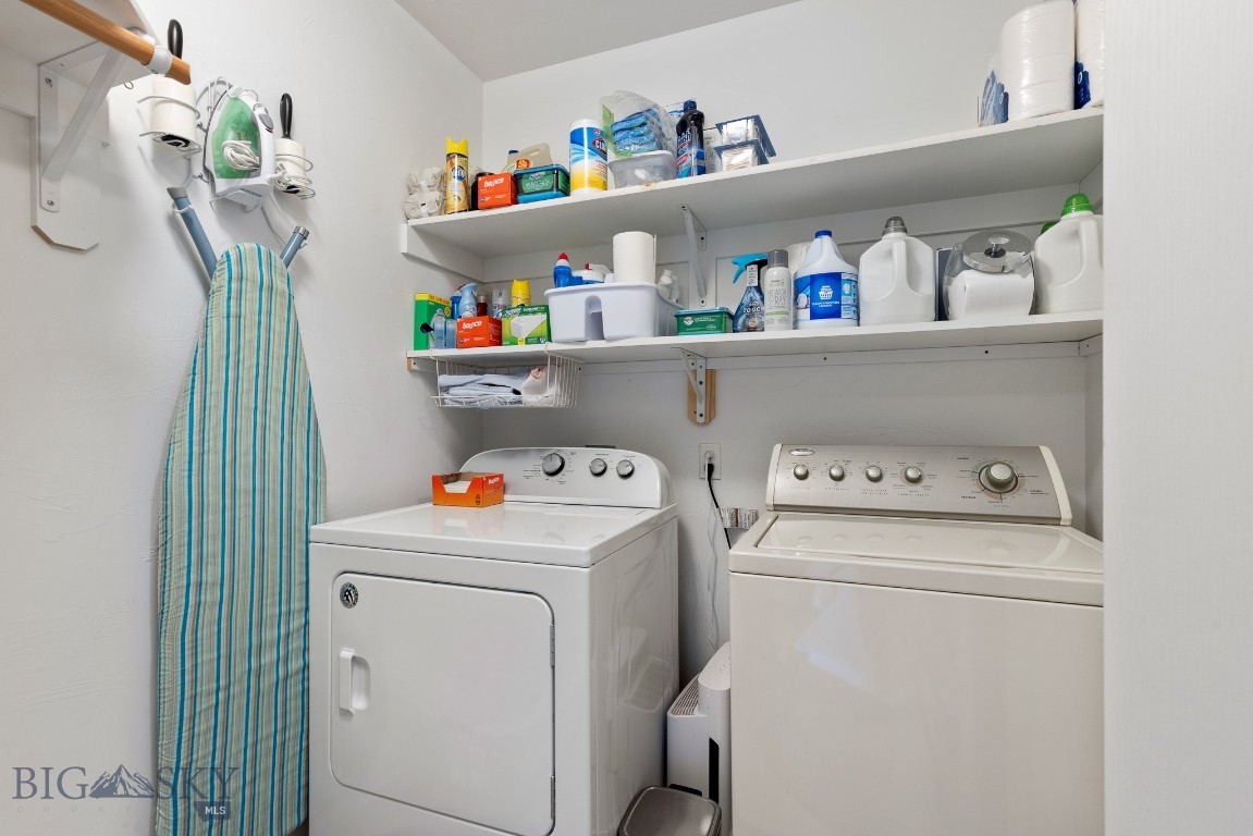 Belgrade, Montana 59714, United States, 3 Bedrooms Bedrooms, ,3 BathroomsBathrooms,Residential,Contingent,49020