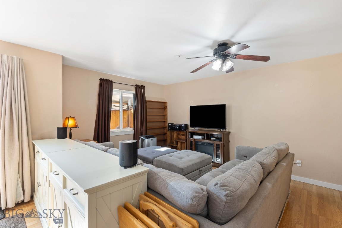 Belgrade, Montana 59714, United States, 3 Bedrooms Bedrooms, ,3 BathroomsBathrooms,Residential,Contingent,49020