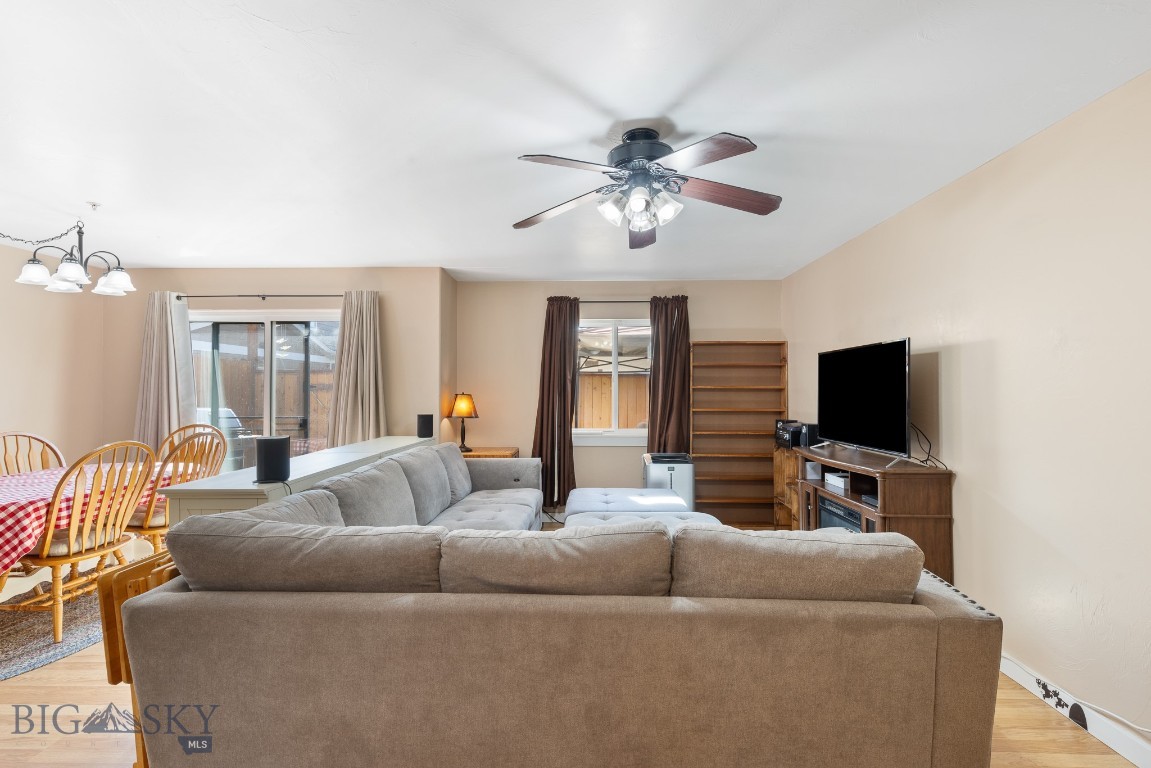 Belgrade, Montana 59714, United States, 3 Bedrooms Bedrooms, ,3 BathroomsBathrooms,Residential,Contingent,49020