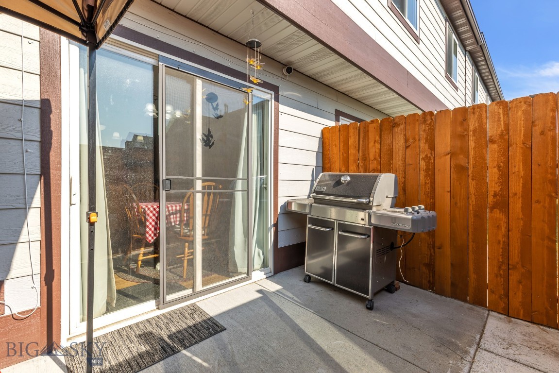 Belgrade, Montana 59714, United States, 3 Bedrooms Bedrooms, ,3 BathroomsBathrooms,Residential,Contingent,49020