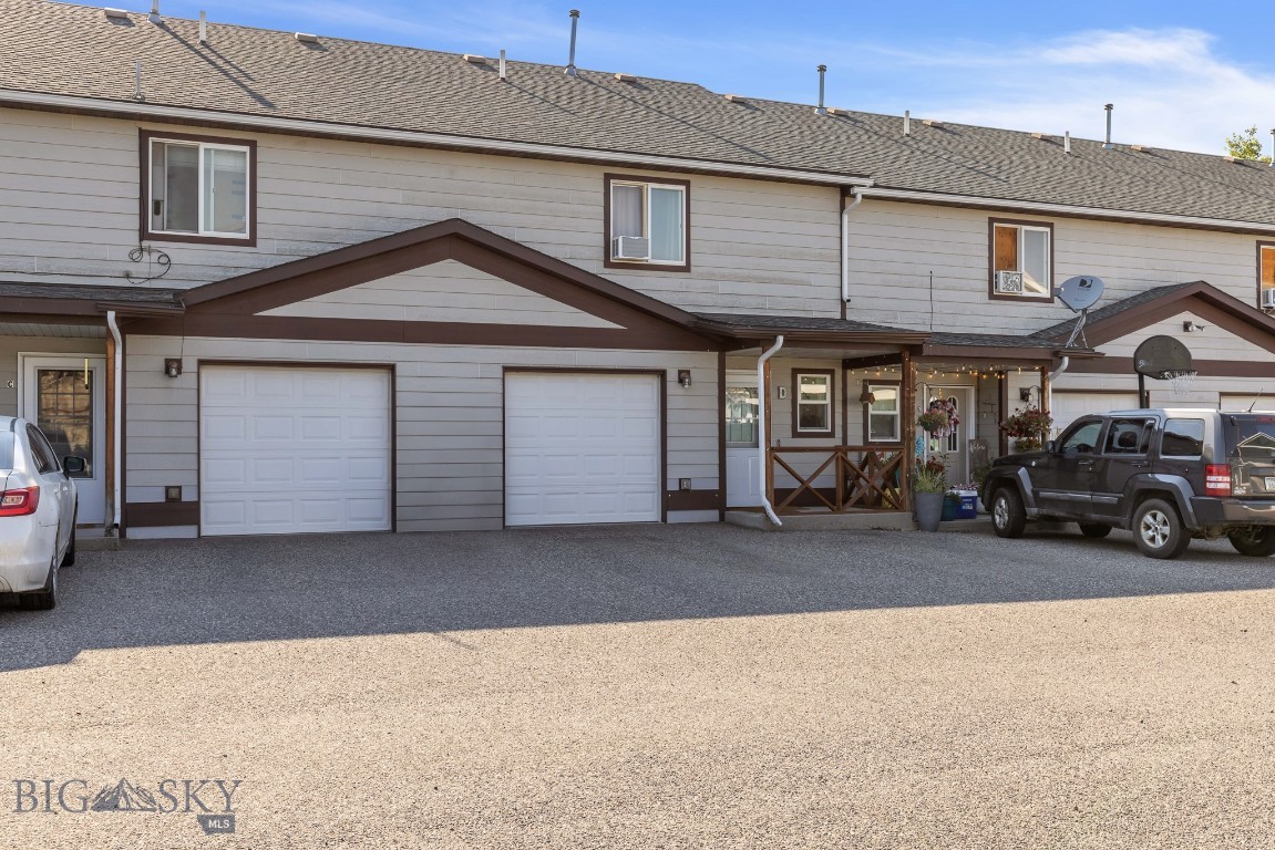 Belgrade, Montana 59714, United States, 3 Bedrooms Bedrooms, ,3 BathroomsBathrooms,Residential,Contingent,49020