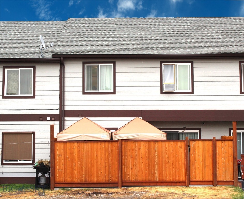 Belgrade, Montana 59714, United States, 3 Bedrooms Bedrooms, ,3 BathroomsBathrooms,Residential,Contingent,49020