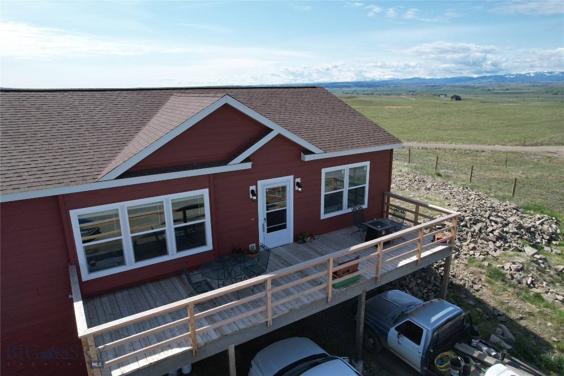 307 Howie Rd