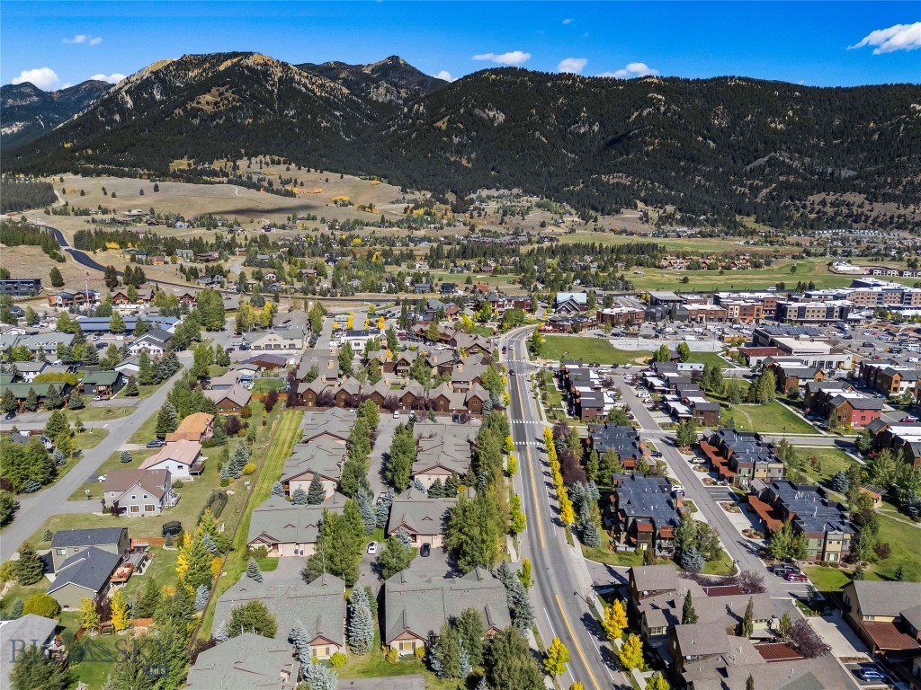 Tamarack Court Condo - Residential