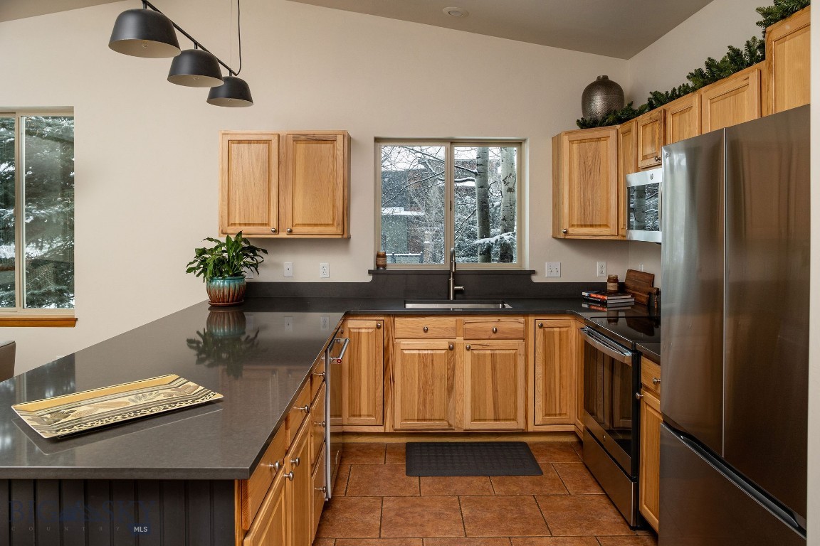 Tamarack Court Condo - Residential