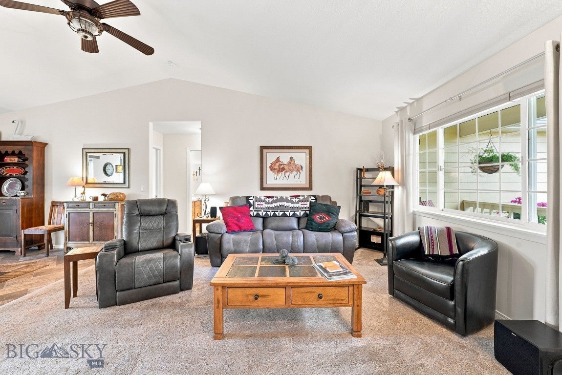323 W River Rock Road