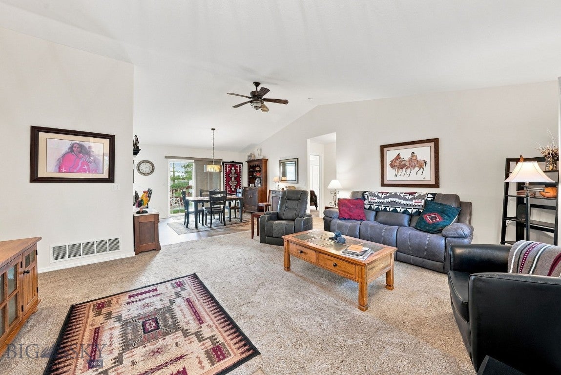 323 W River Rock Road