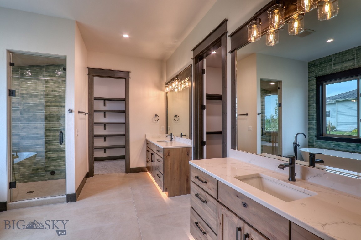 Home 40 - Residential