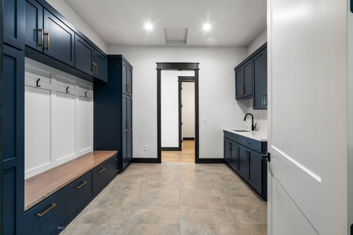 Home 40 - Residential