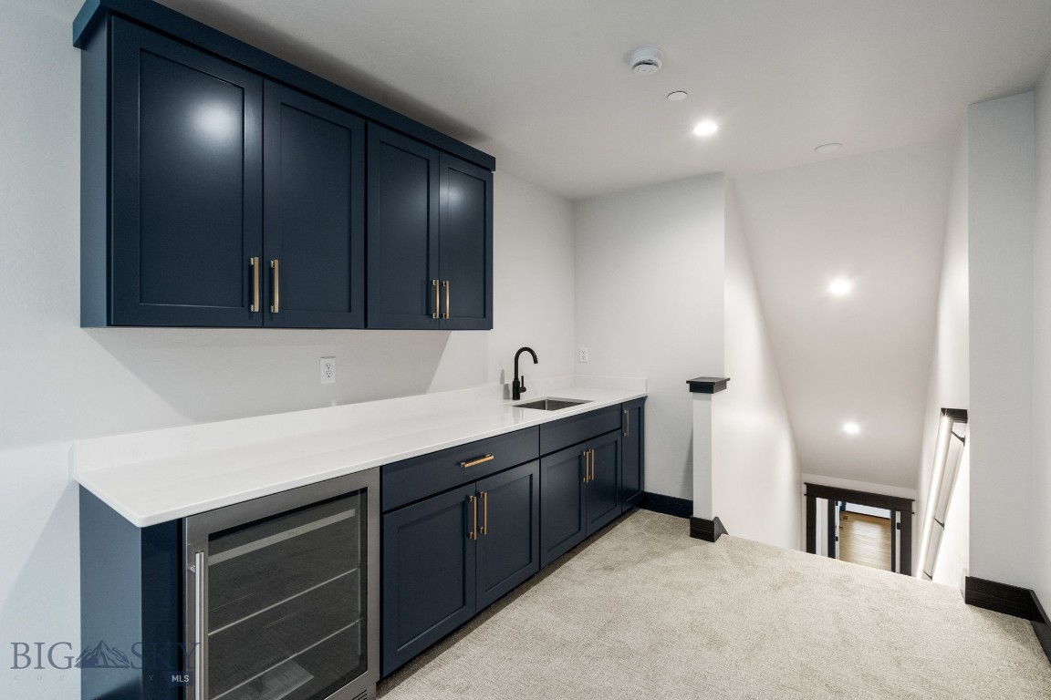 Home 40 - Residential