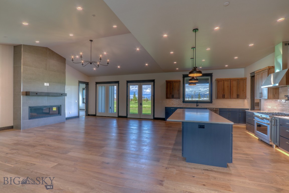 Home 40 - Residential