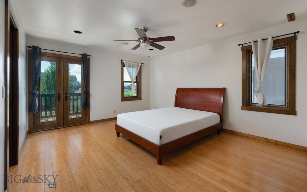 Oak Meadows - Residential