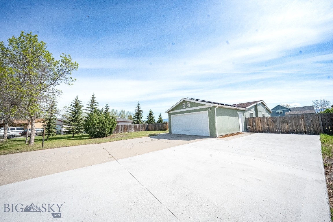 River Rock and Royal Village - Residential