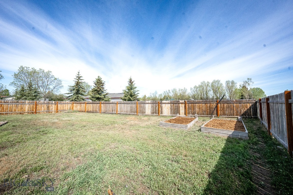 River Rock and Royal Village - Residential
