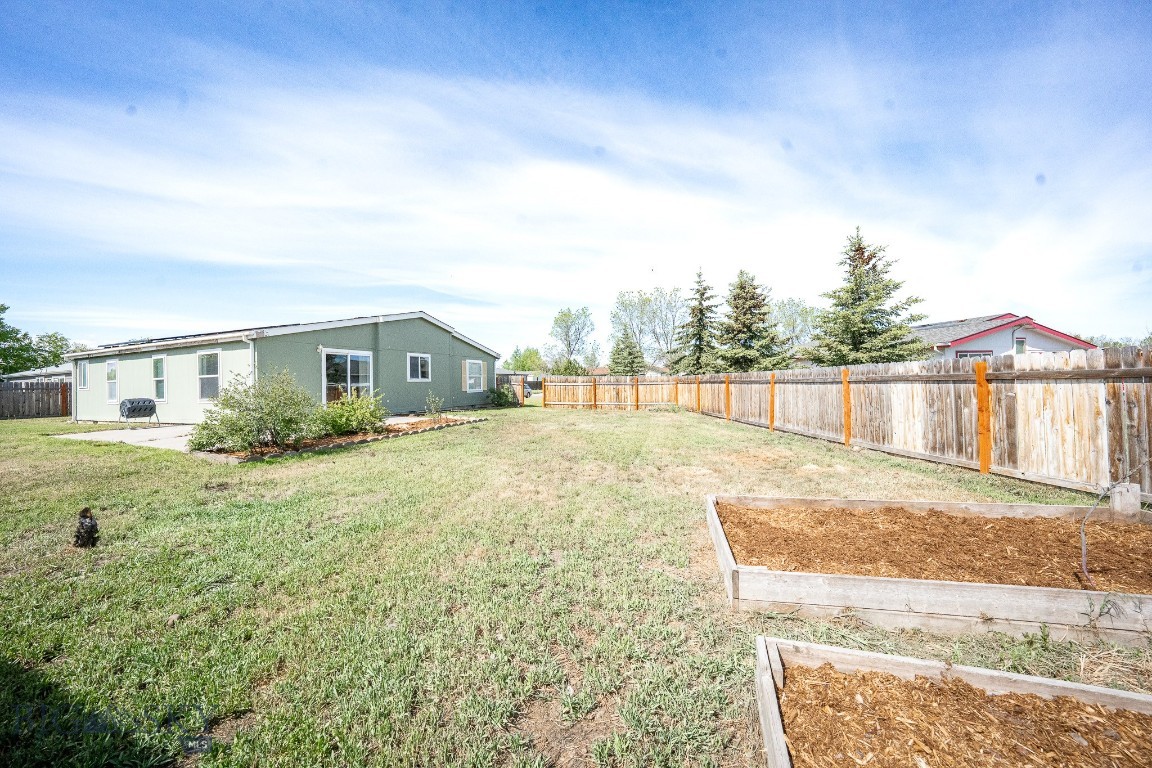 River Rock and Royal Village - Residential