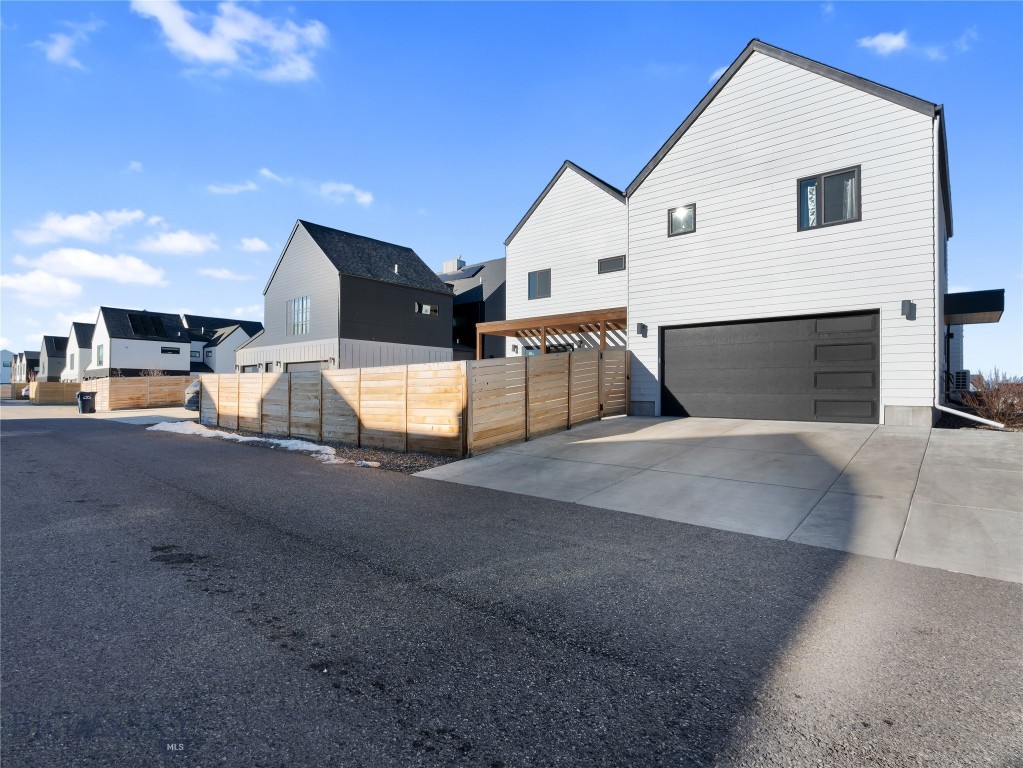 Gran Cielo - Residential Income