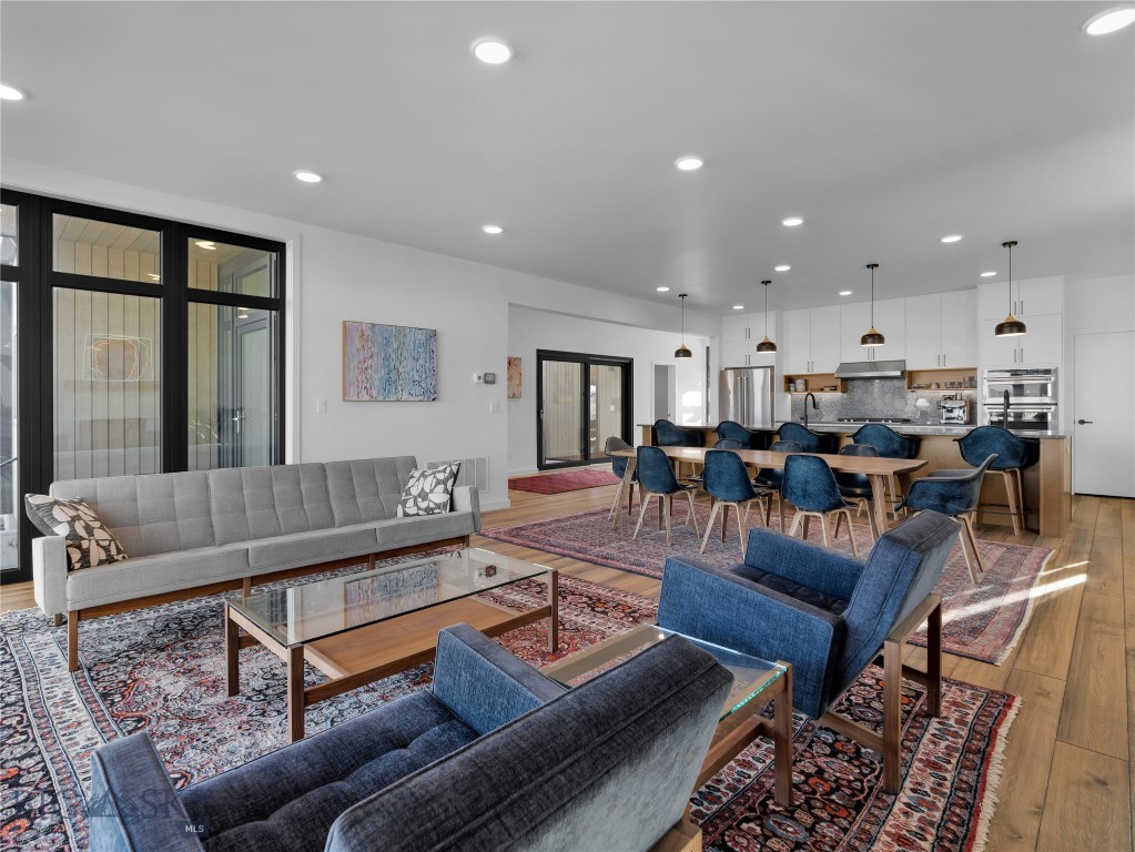 Gran Cielo - Residential Income