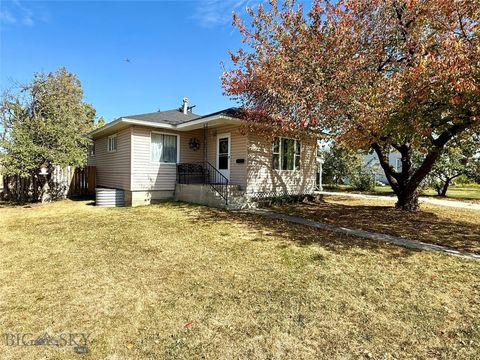 Photo of 921 Missouri Avenue, Deer Lodge, MT 59722 (MLS # 406136)