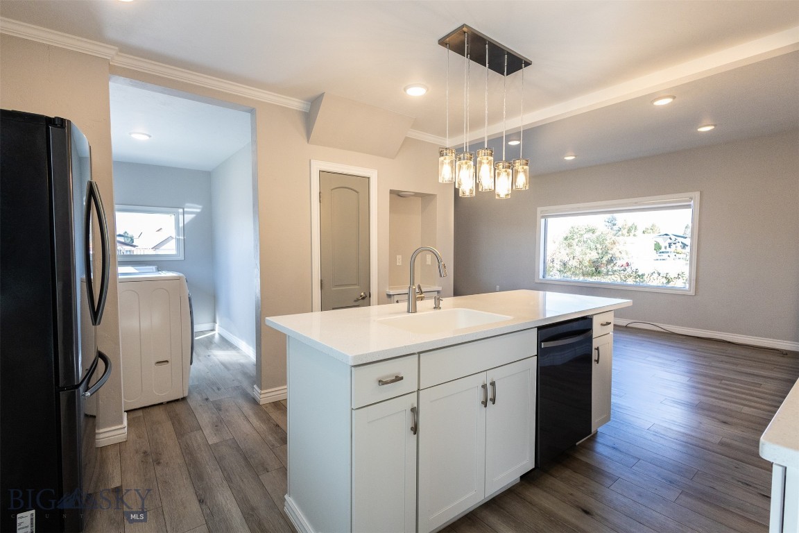 Butte, Montana 59701, United States, 4 Bedrooms Bedrooms, ,2 BathroomsBathrooms,Residential,Contingent,41510