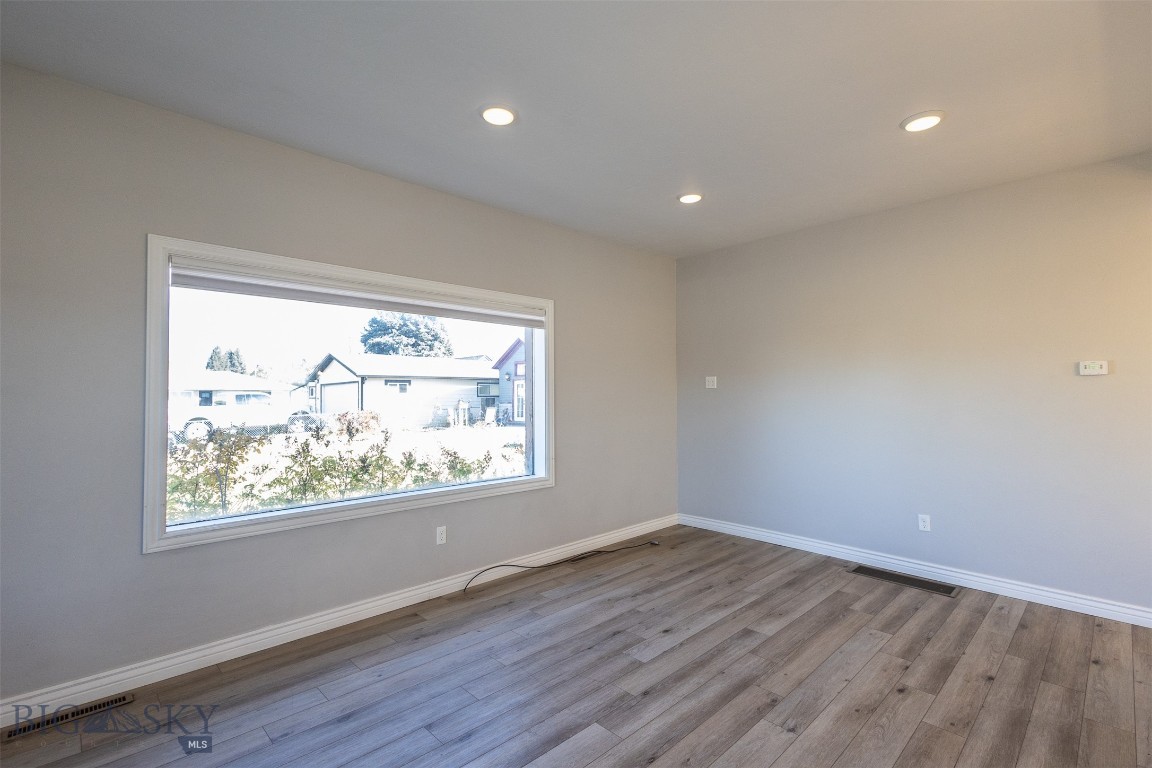 Butte, Montana 59701, United States, 4 Bedrooms Bedrooms, ,2 BathroomsBathrooms,Residential,Contingent,41510