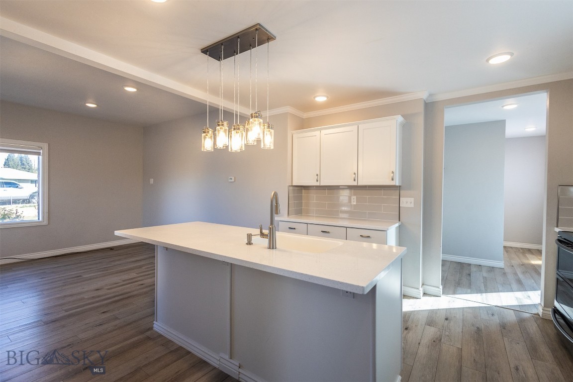 Butte, Montana 59701, United States, 4 Bedrooms Bedrooms, ,2 BathroomsBathrooms,Residential,Contingent,41510