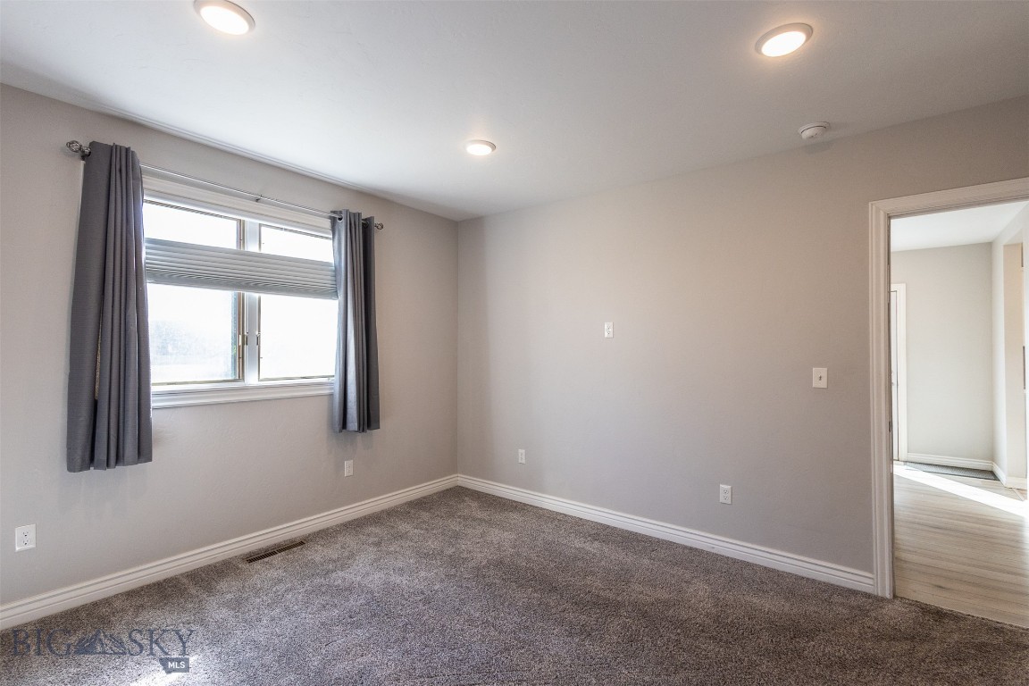 Butte, Montana 59701, United States, 4 Bedrooms Bedrooms, ,2 BathroomsBathrooms,Residential,Contingent,41510