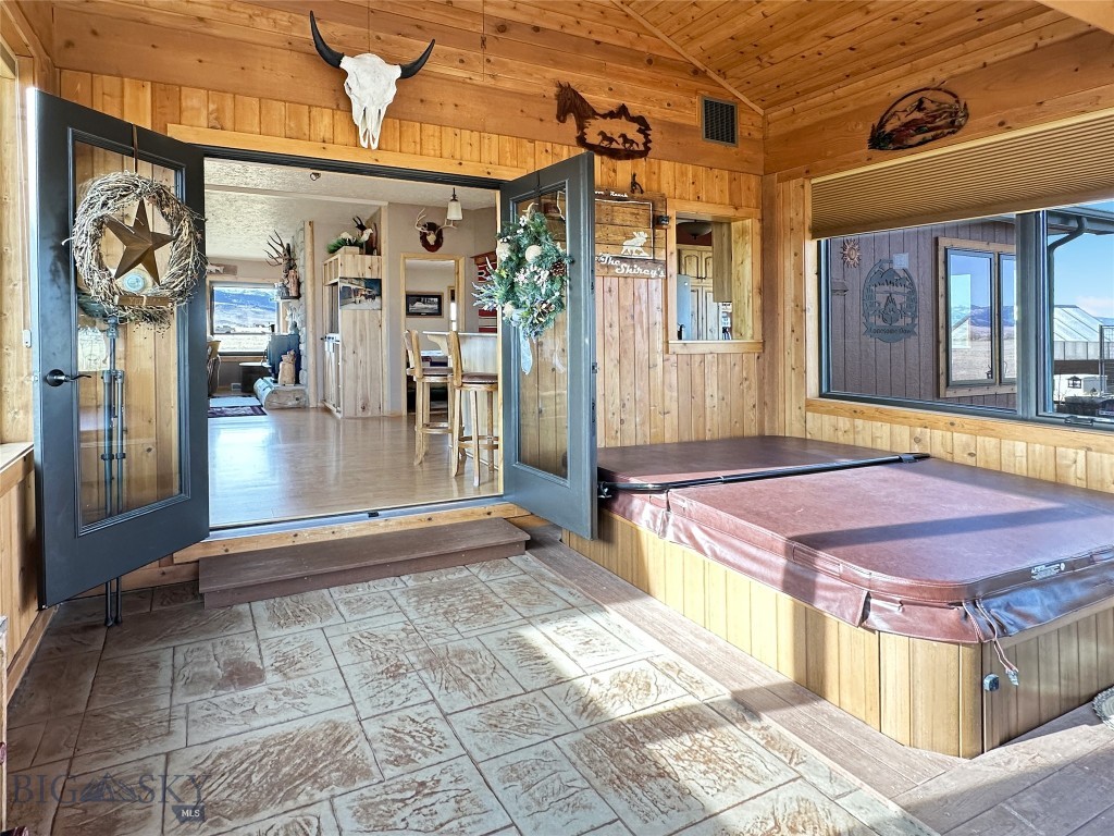 Lonesome Dove Ranch - Residential