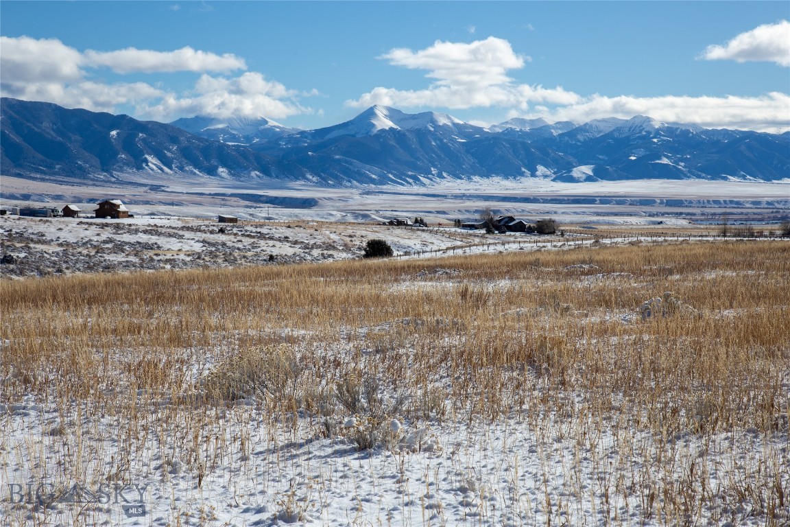 Shining Mountain West - Land