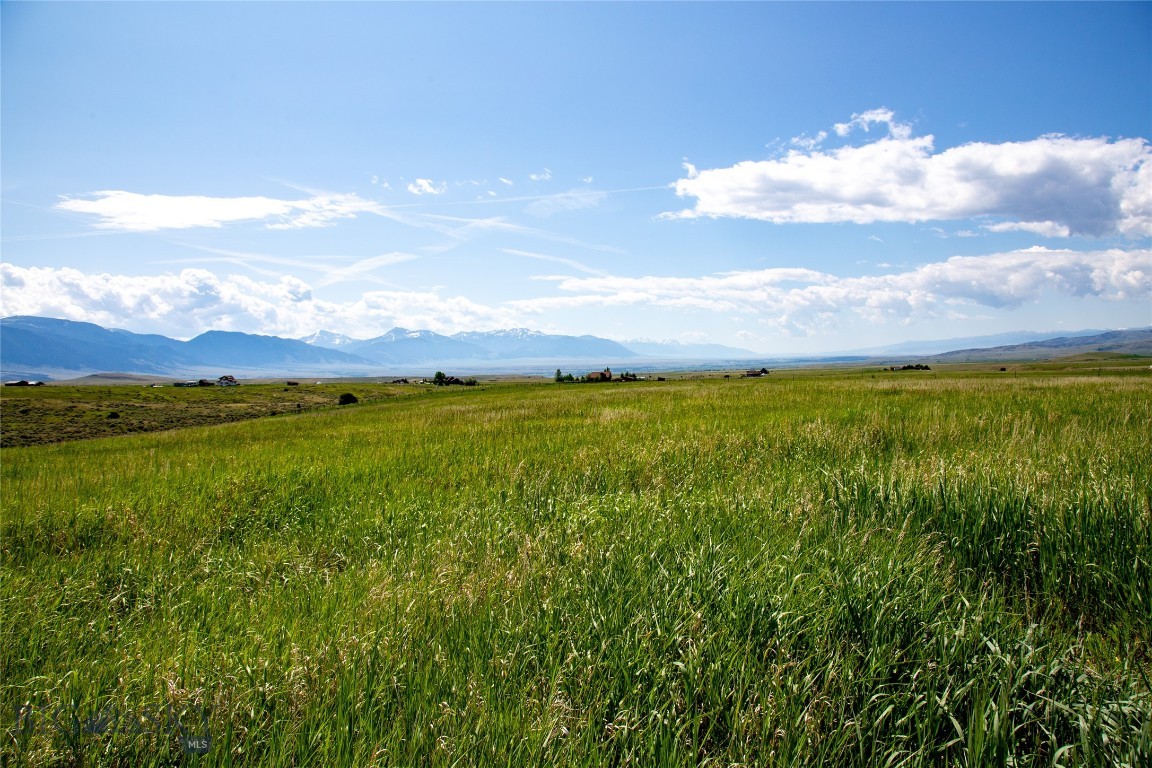 Shining Mountain West - Land