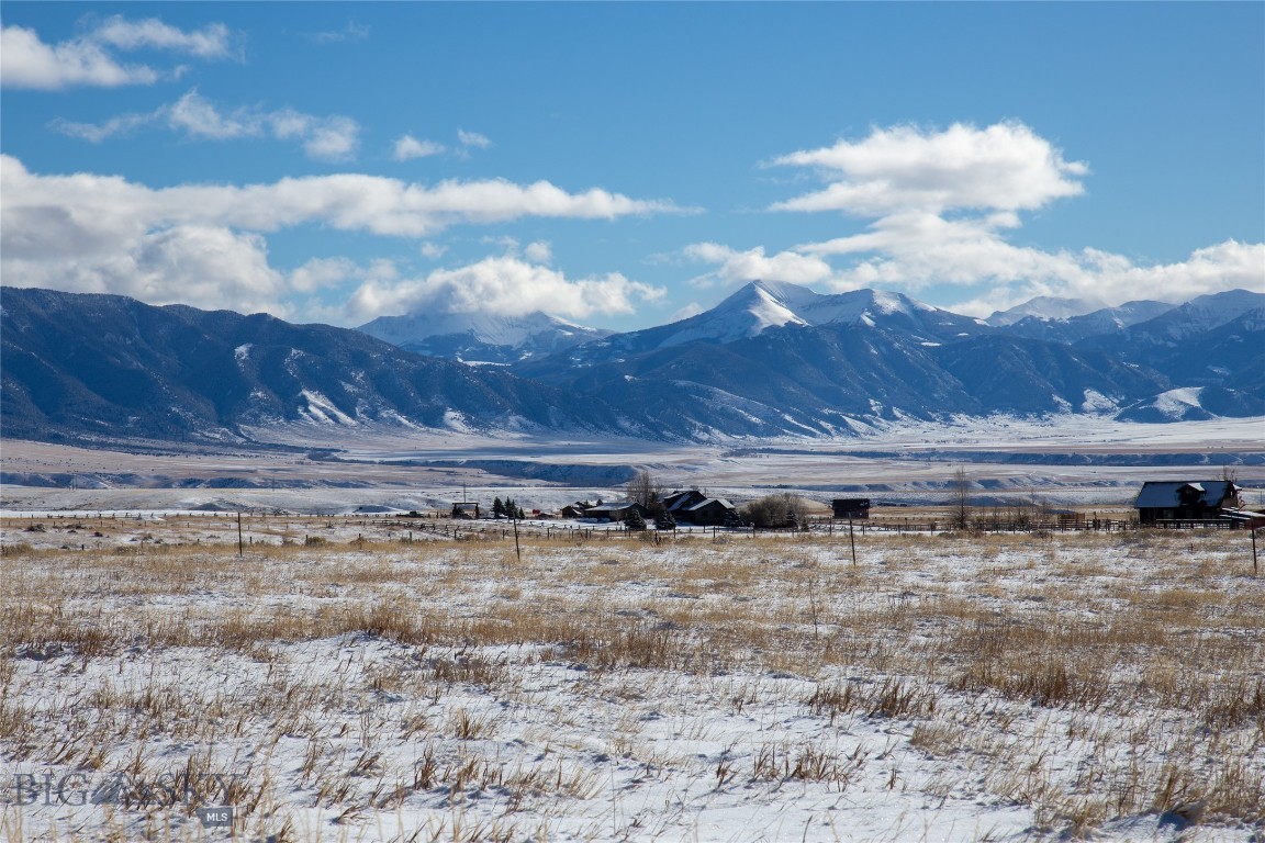 Shining Mountain West - Land