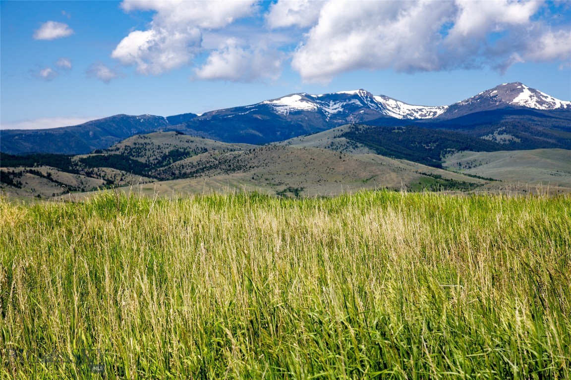 Shining Mountain West - Land