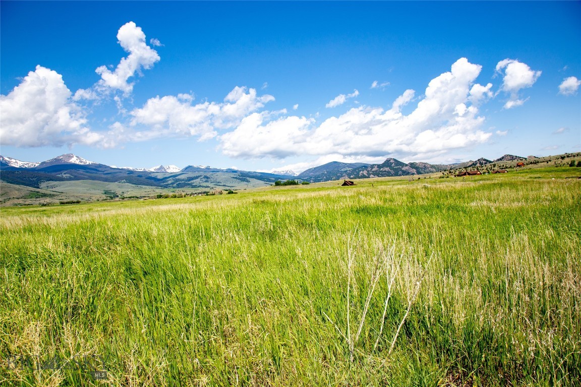 Shining Mountain West - Land