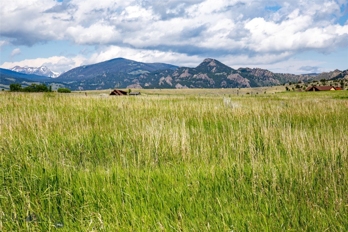 Shining Mountain West - Land