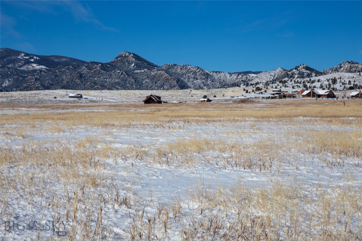 Shining Mountain West - Land