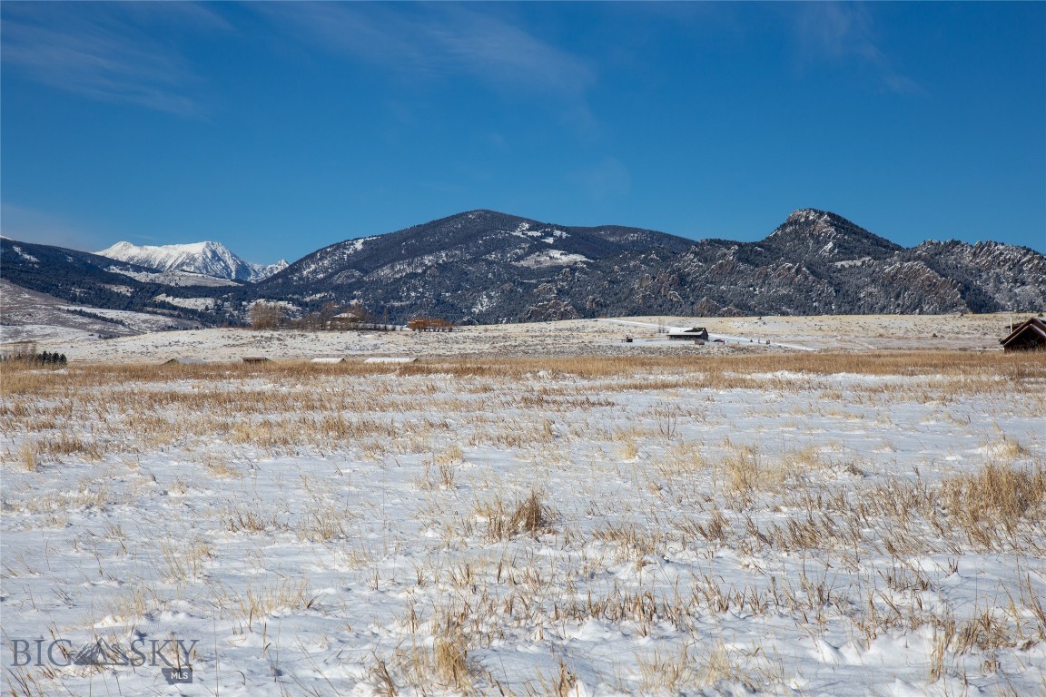Shining Mountain West - Land