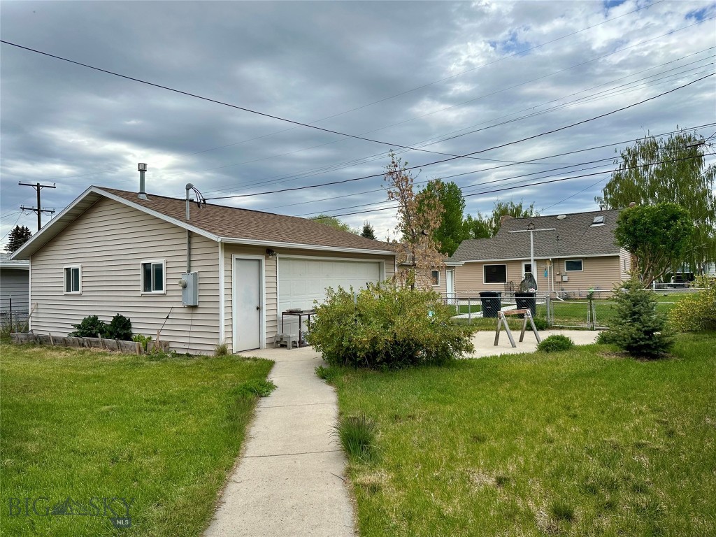 2715 Ottawa Street