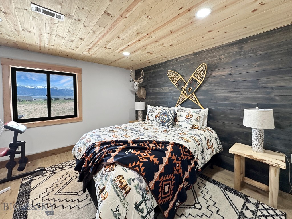 Pronghorn Meadows - Residential