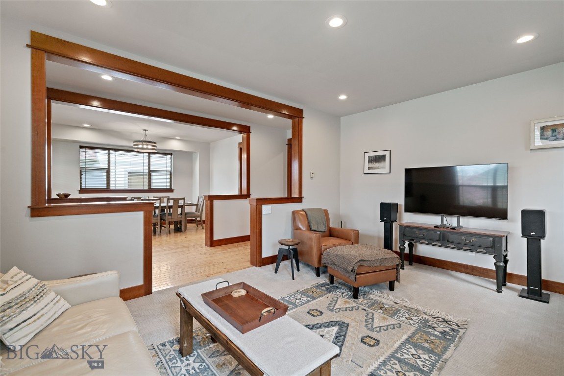 Oak Springs - Residential